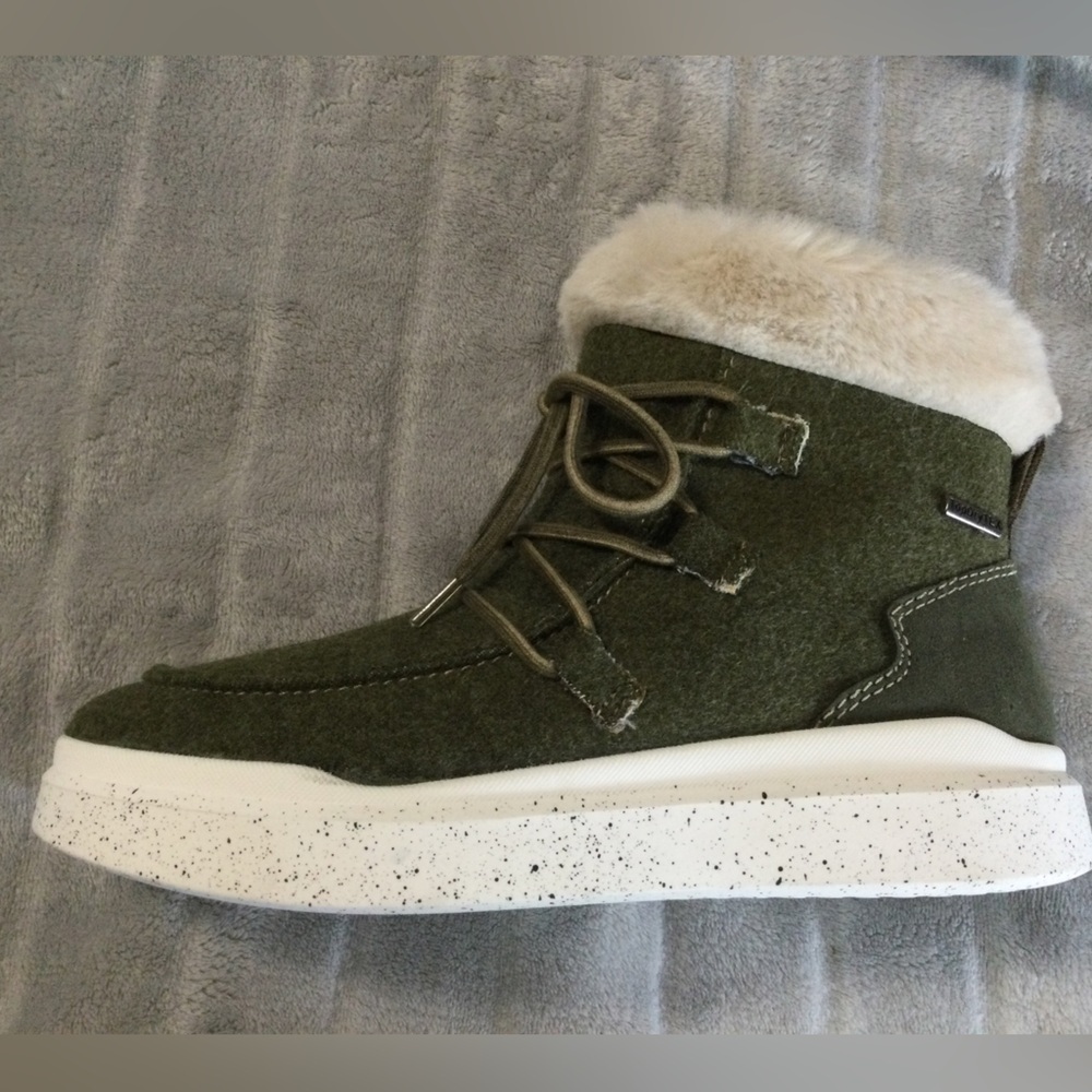 Romika Helsinki 01 Olive Faux Fur Boot Sneaker EU 36 US 5 to 5.5 - Picture 11 of 12